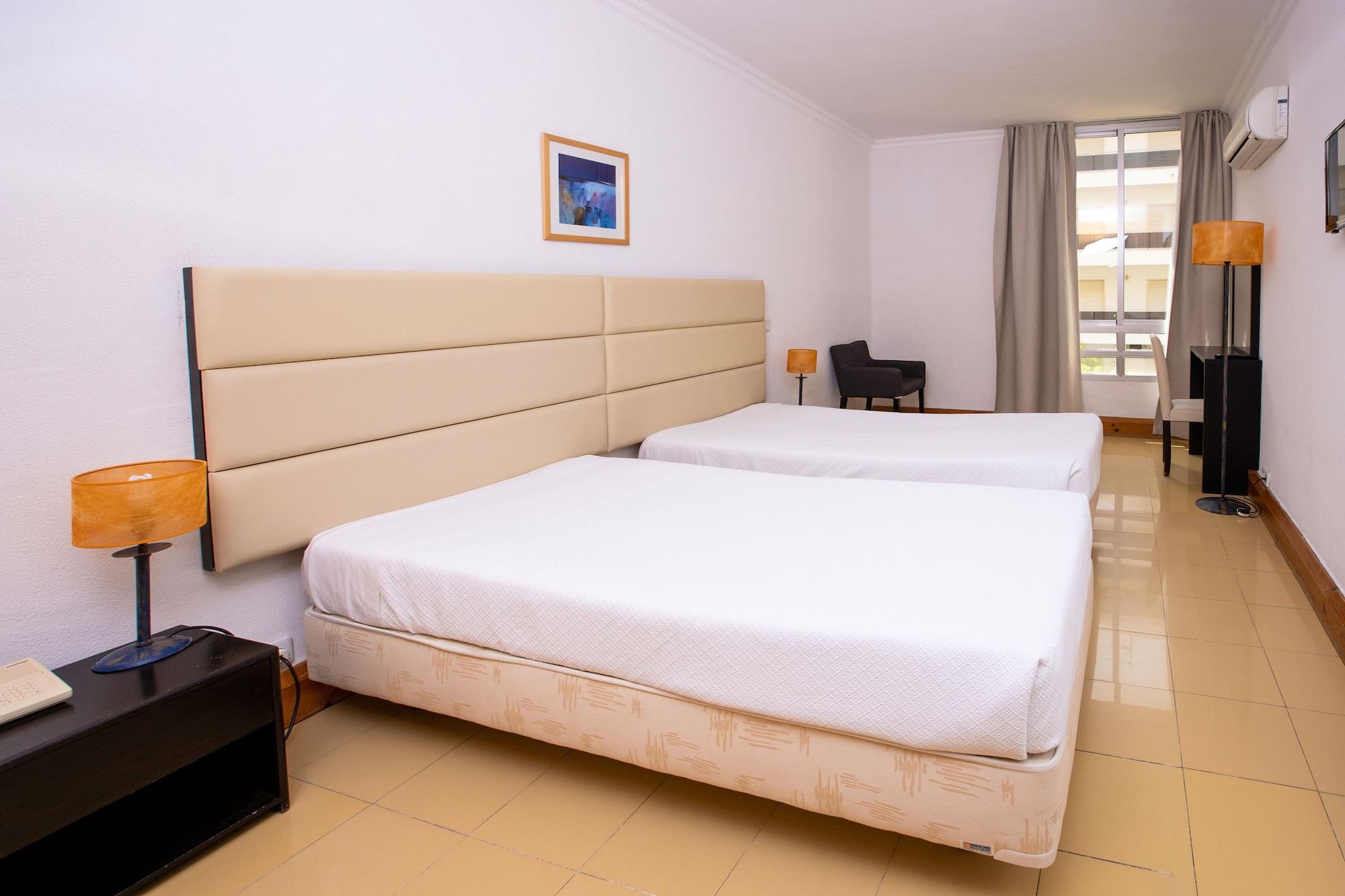 Hotel Apartamento Foz Atlantida Монте-Гордо Экстерьер фото